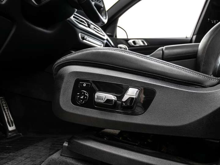 BMW X5 M-SPORT | AIR RIDE| CLEAN CARFAX| NAV| PANOROOF| H, снимка 16 - Автомобили и джипове - 53424313