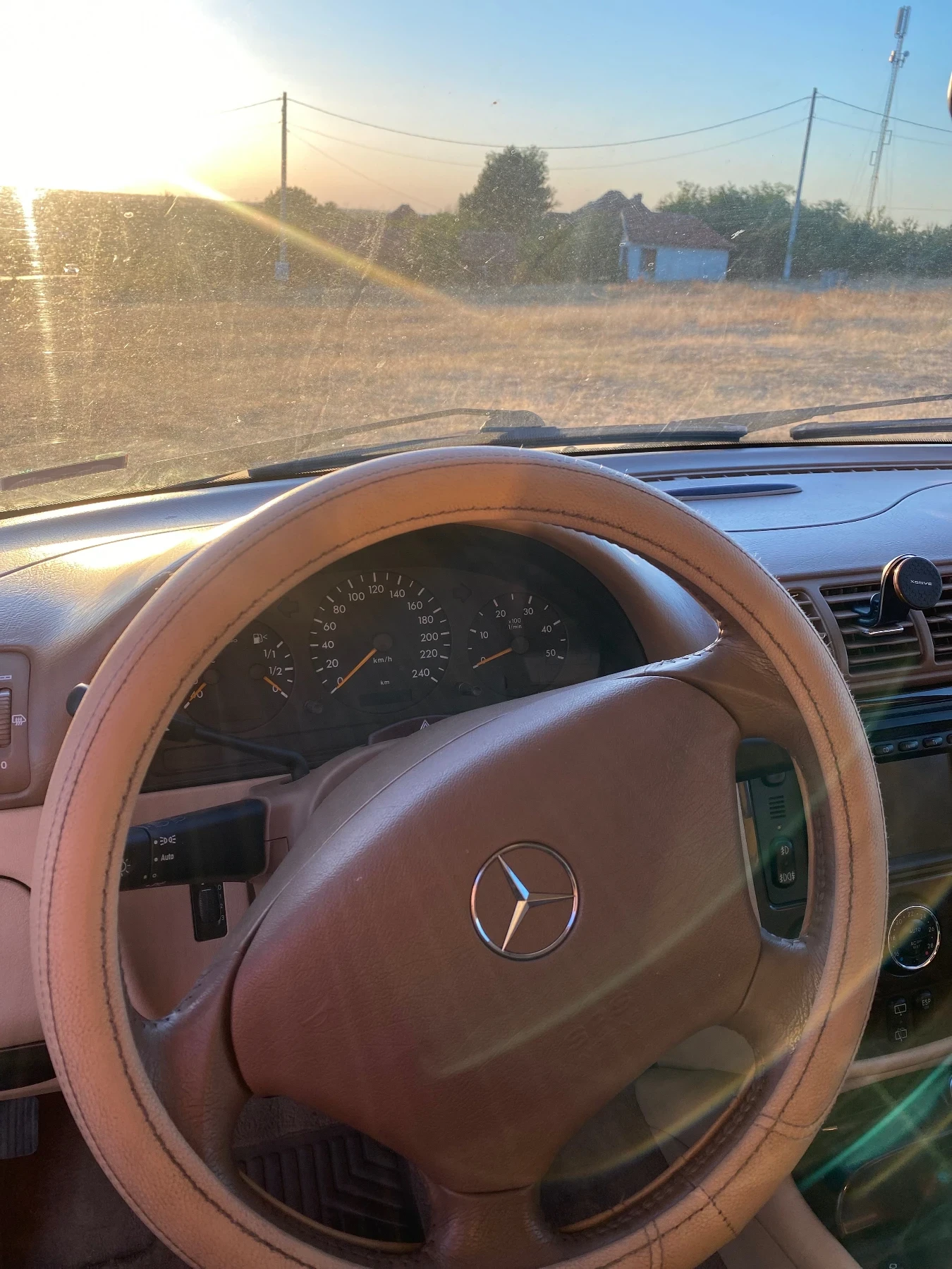 Mercedes-Benz ML 270  - изображение 10