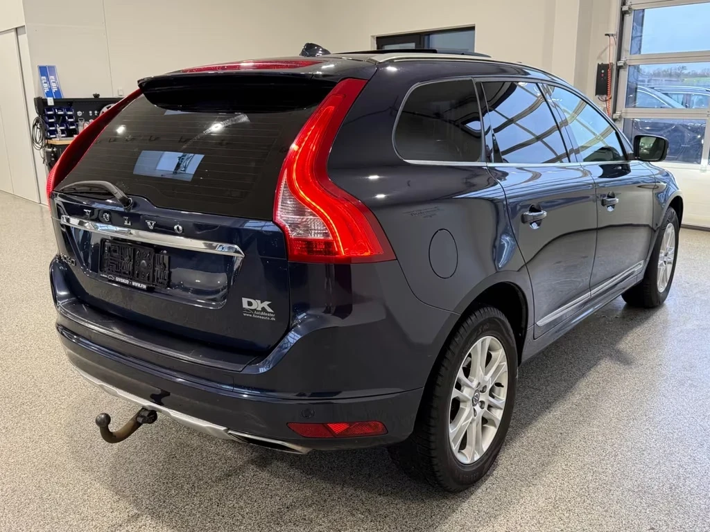 Volvo XC60 2.4 Sammum D5 4x4 Aut. Pano Xenon Leder Navi | Mobile.bg   4