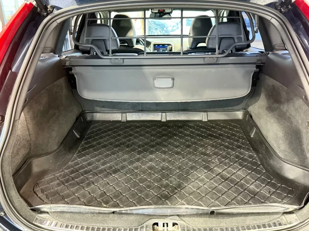 Volvo XC60 2.4 Sammum D5 4x4 Aut. Pano Xenon Leder Navi | Mobile.bg   13