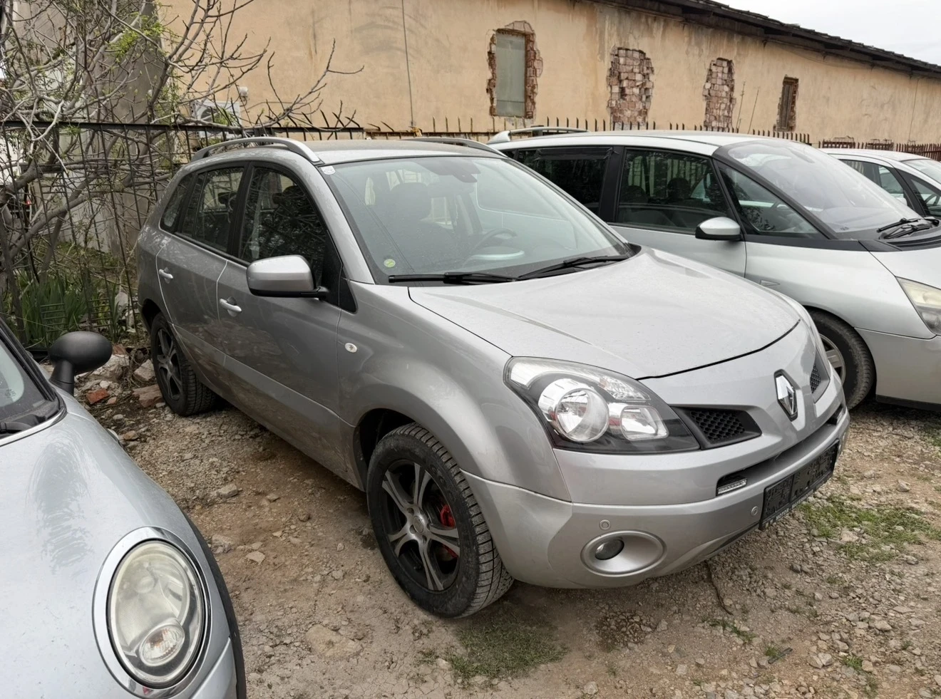 Renault Koleos 2.0DCI-150PS-4X4-АВТОМАТ - изображение 2