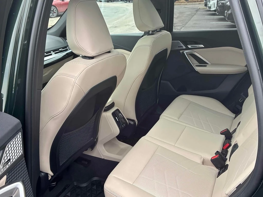 BMW X1 * xDrive28i * CARFAX *    | Mobile.bg   12