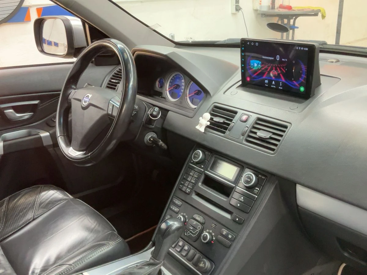 Volvo Xc90  D5 R-Design - изображение 8