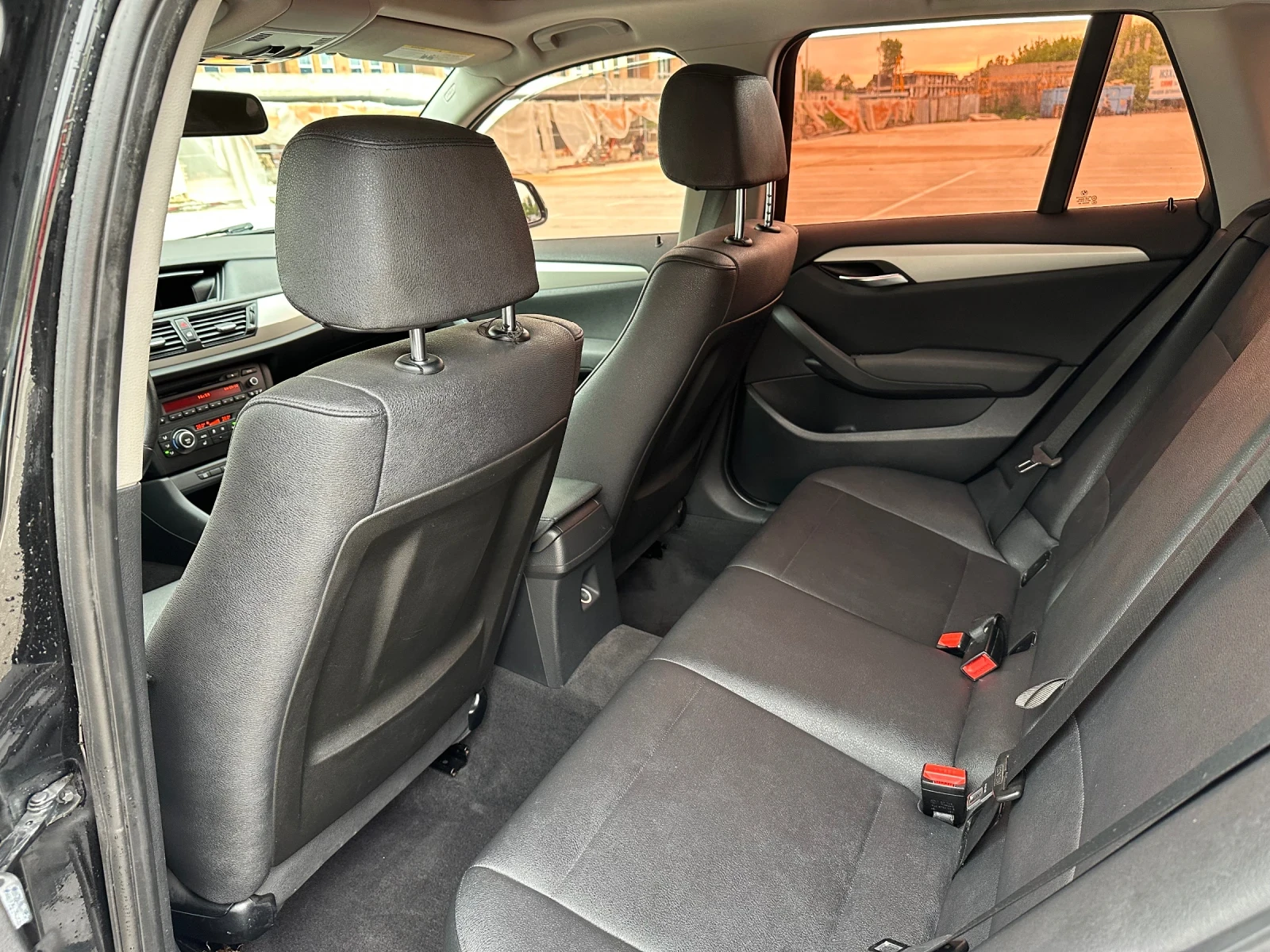 BMW X1 2.0, снимка 14 - Автомобили и джипове - 53818582