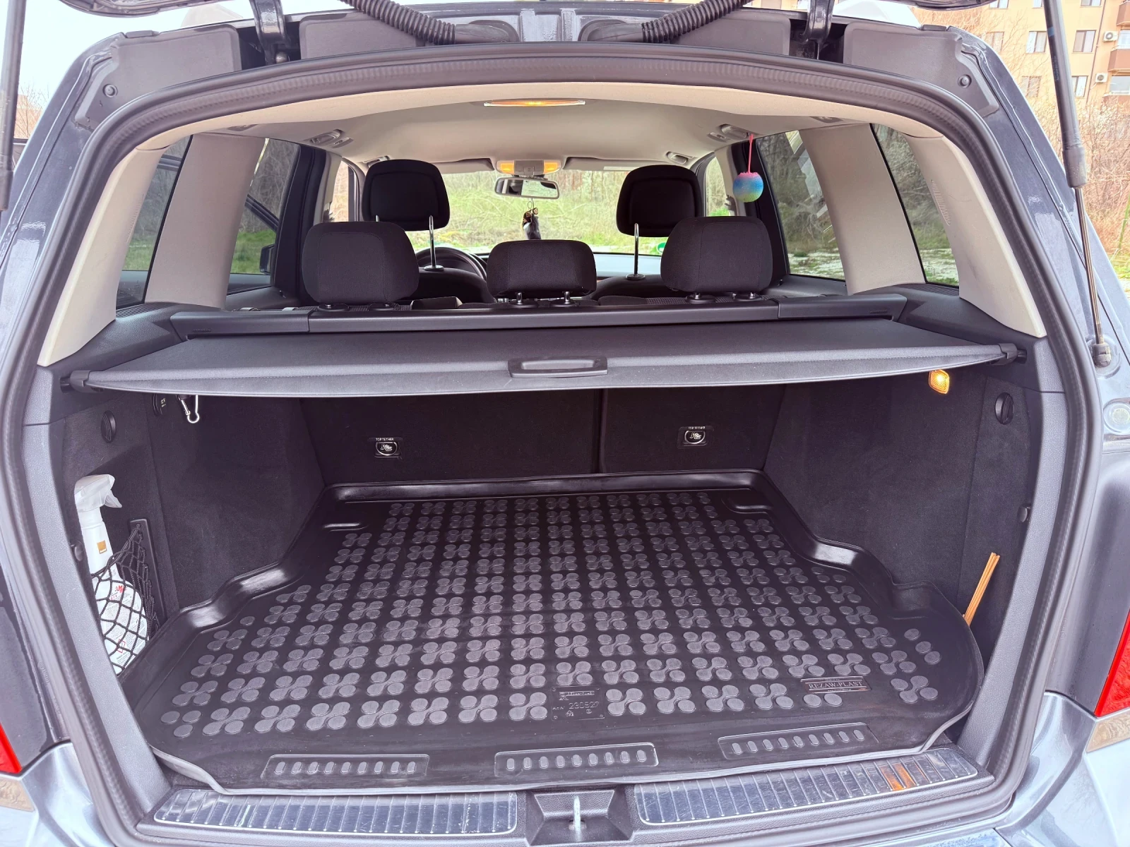 Mercedes-Benz GLK 350 CDI 4 MATIC  Facelift, снимка 16 - Автомобили и джипове - 53900714