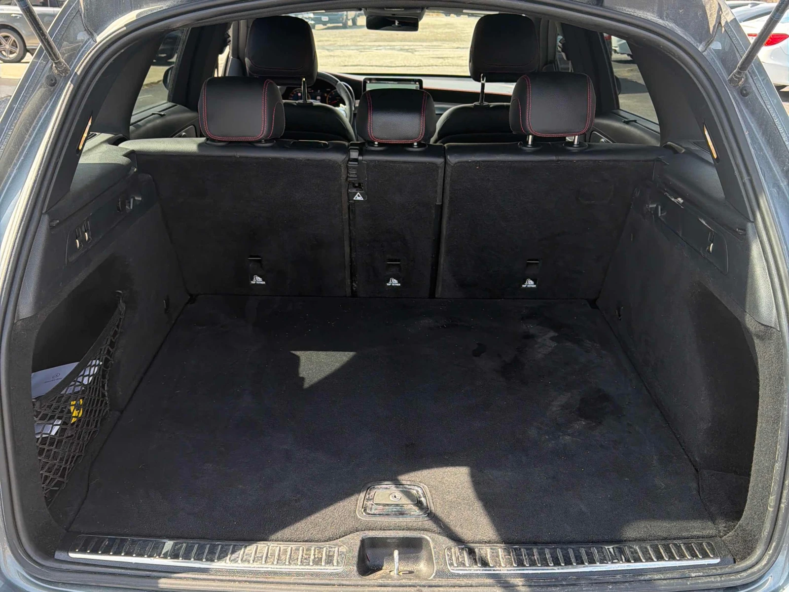 Mercedes-Benz GLC 43 AMG FACE * * ЧИСТА ИСТОРИЯ * * CARFAX * * АВТО КРЕДИТ , снимка 9 - Автомобили и джипове - 54099808