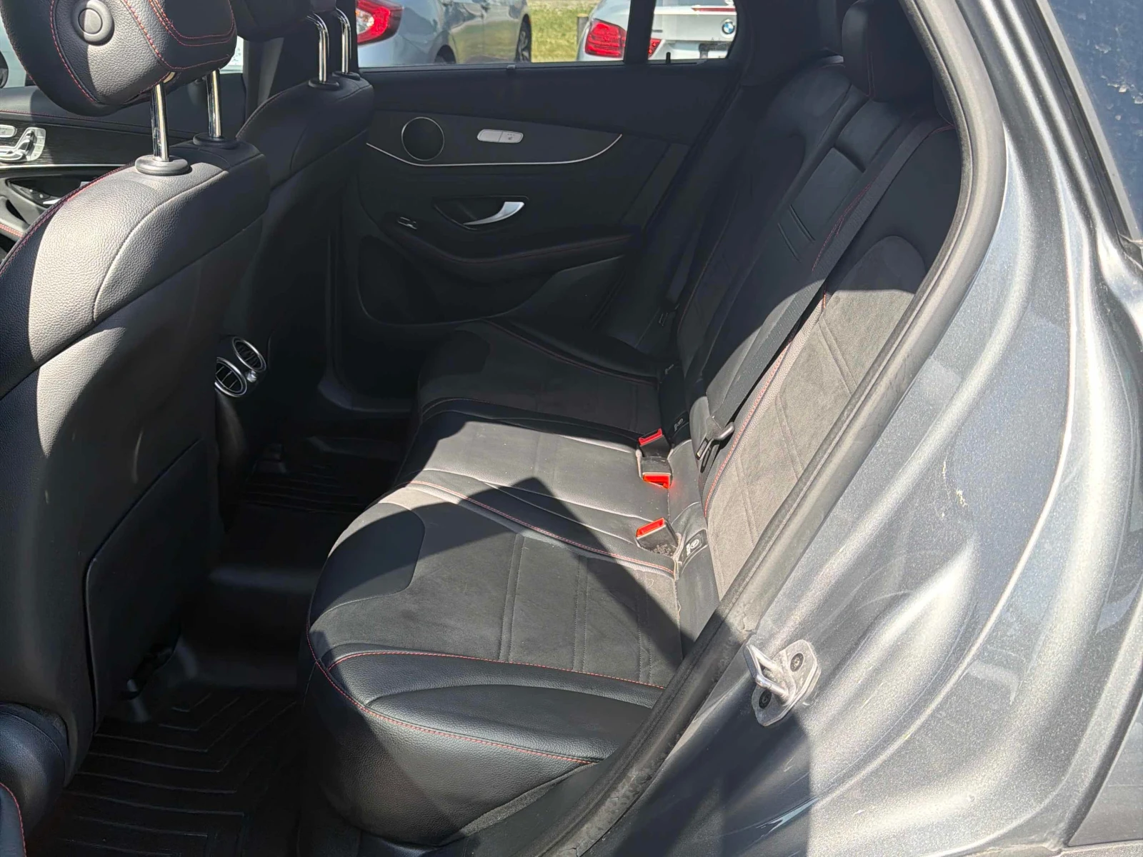 Mercedes-Benz GLC 43 AMG FACE * * ЧИСТА ИСТОРИЯ * * CARFAX * * АВТО КРЕДИТ , снимка 8 - Автомобили и джипове - 54099808