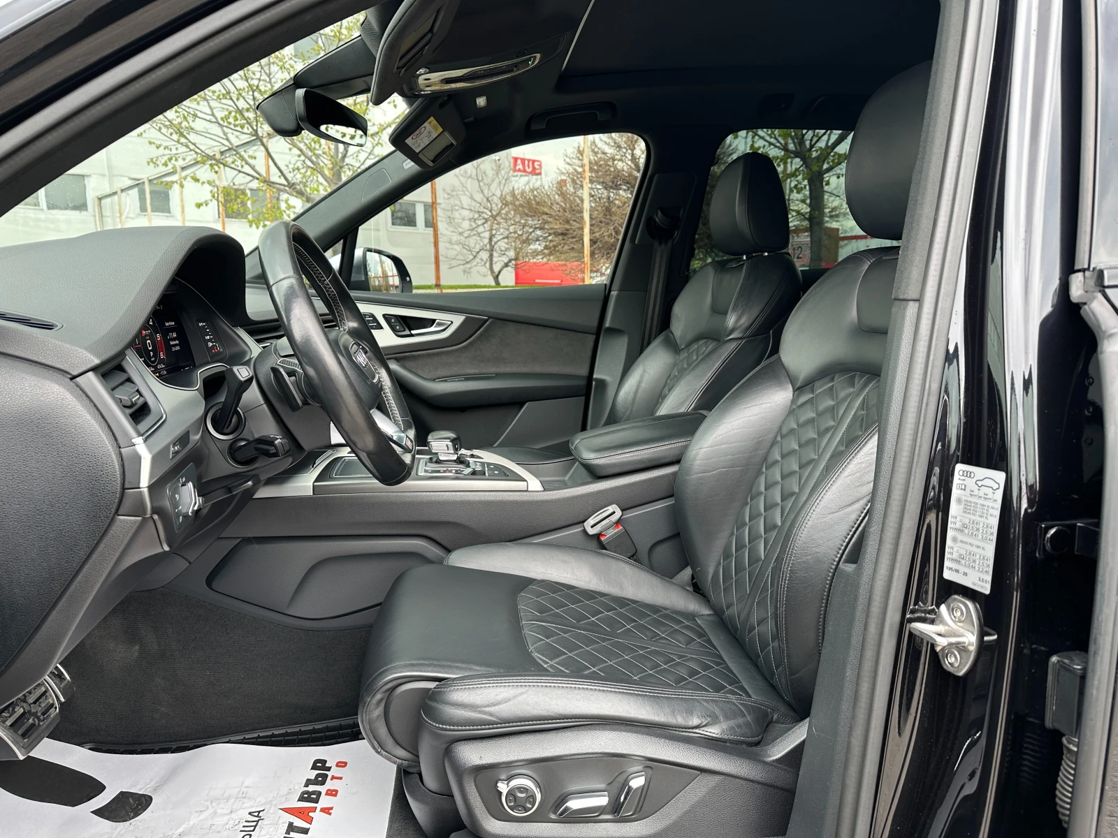 Audi SQ7, снимка 8 - Автомобили и джипове - 54285017