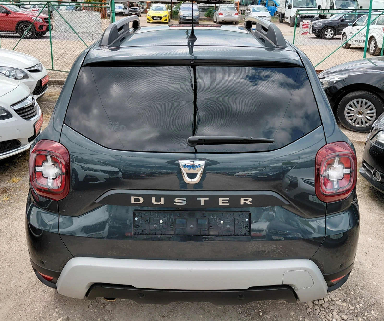 Dacia Duster 1.3 Tce 130к.с. 360 Camera Navi KeyLess, снимка 5 - Автомобили и джипове - 54554379
