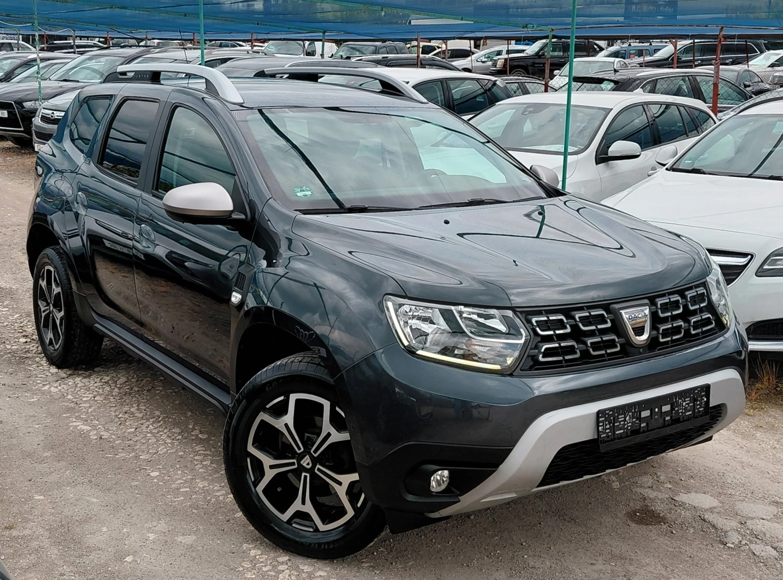 Dacia Duster 1.3 Tce 130к.с. 360 Camera Navi KeyLess