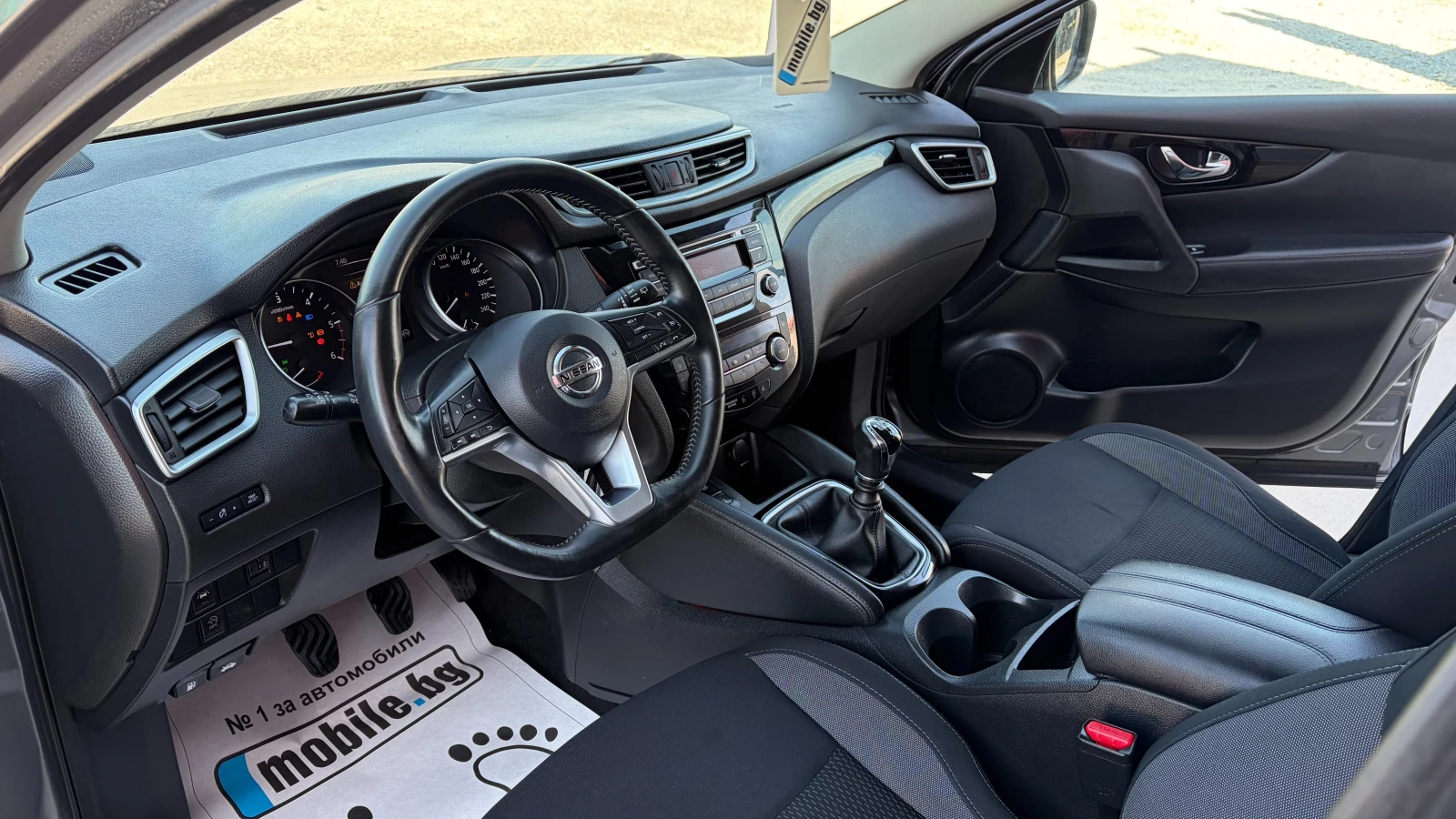 Nissan Qashqai 1.5 dCi FaceLift, снимка 8 - Автомобили и джипове - 54697090