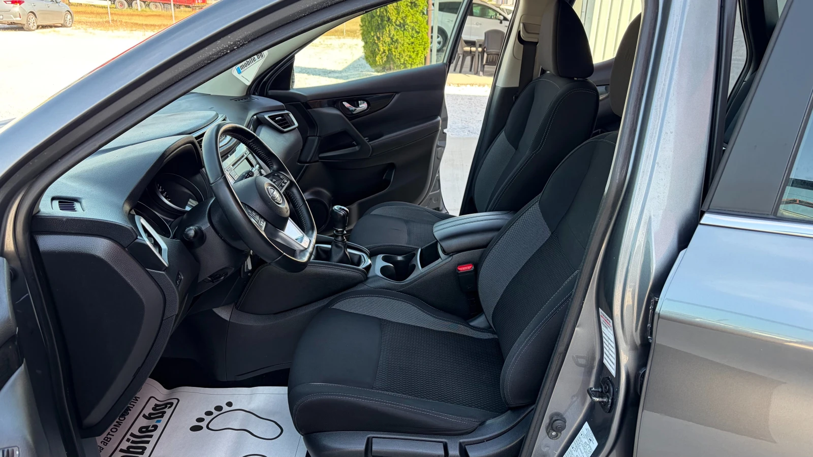 Nissan Qashqai 1.5 dCi FaceLift, снимка 7 - Автомобили и джипове - 54697090