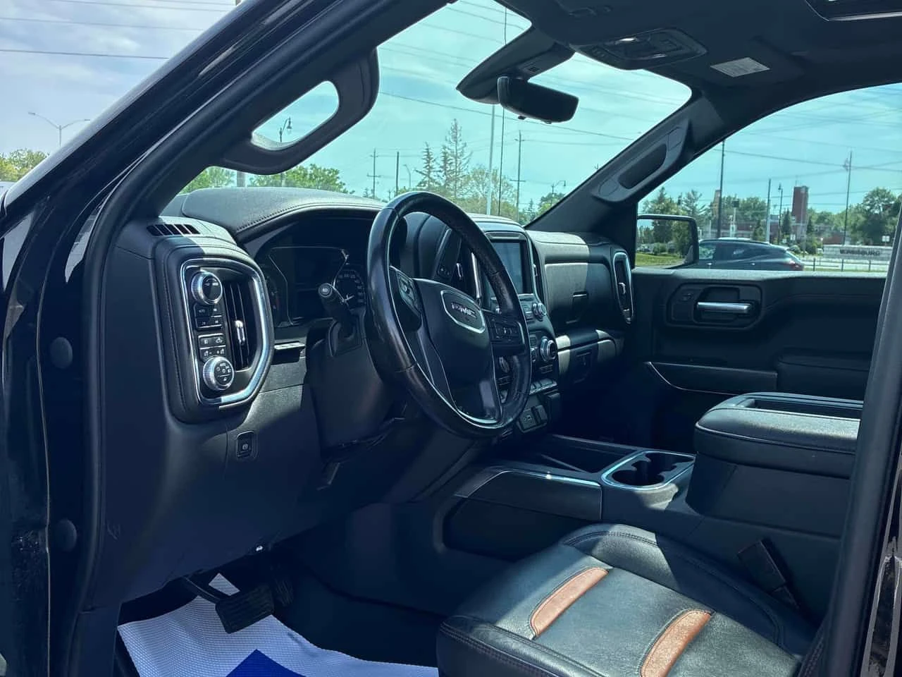 Gmc Sierra AT4/ШИБИДАХ/ОБДУХВАНЕ/360, снимка 7 - Автомобили и джипове - 54970996