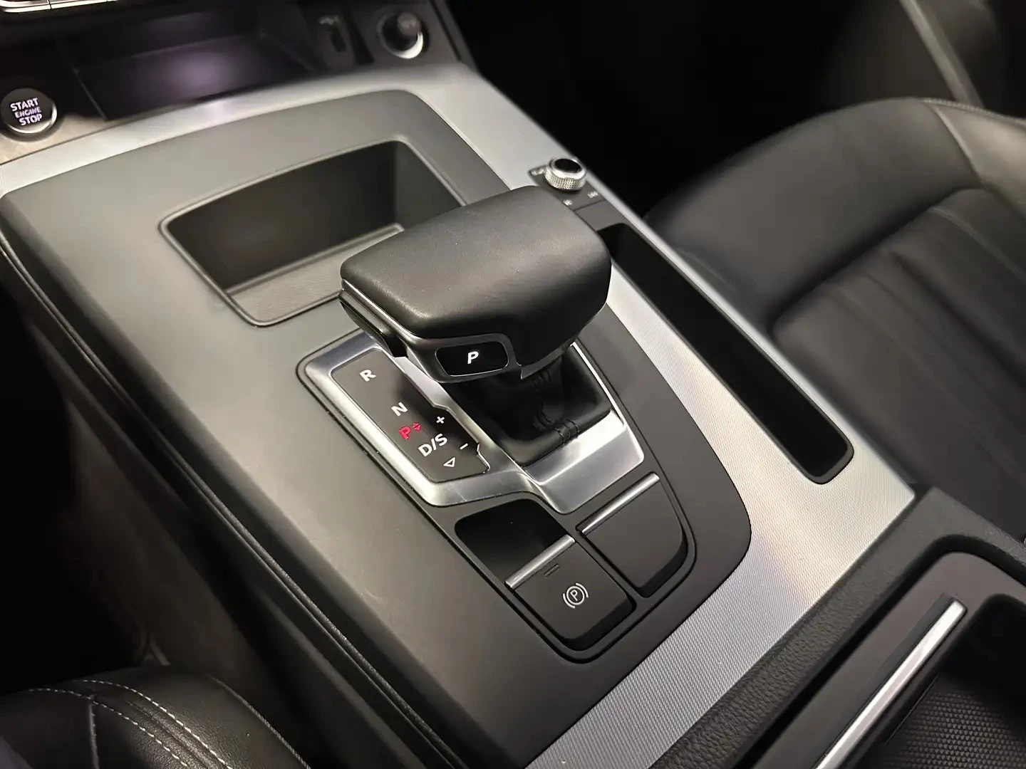 Audi Q5 S-LINE/PROGRESSIV/360 CAM/DRIVE-ASSISTS, снимка 11 - Автомобили и джипове - 55694301