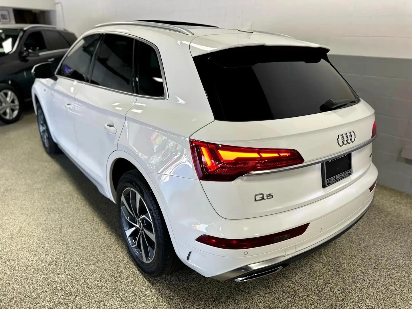 Audi Q5 S-LINE/PROGRESSIV/360 CAM/DRIVE-ASSISTS, снимка 6 - Автомобили и джипове - 55694301
