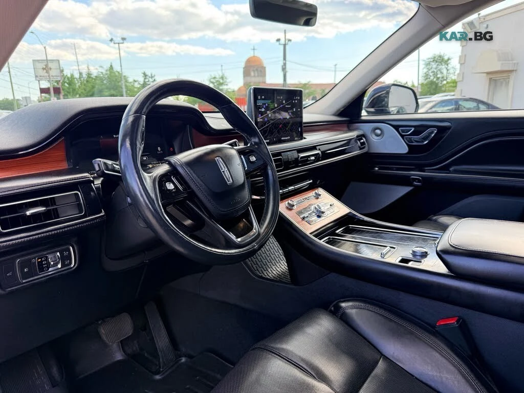 Lincoln Aviator Reserve AWD* DISTRONIC* 360* ПОДГРЕВ* ОБДУХВАНЕ* , снимка 9 - Автомобили и джипове - 55710055