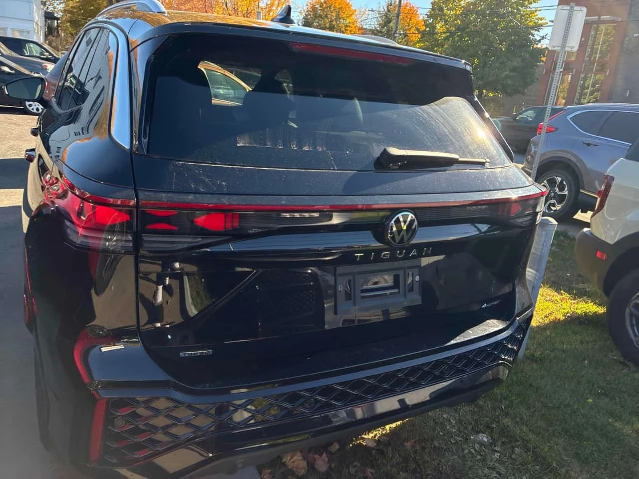 VW Tiguan * Highline Turbo R Line * CARFAX * ����� �� ������ | Mobile.bg � ����������� 4