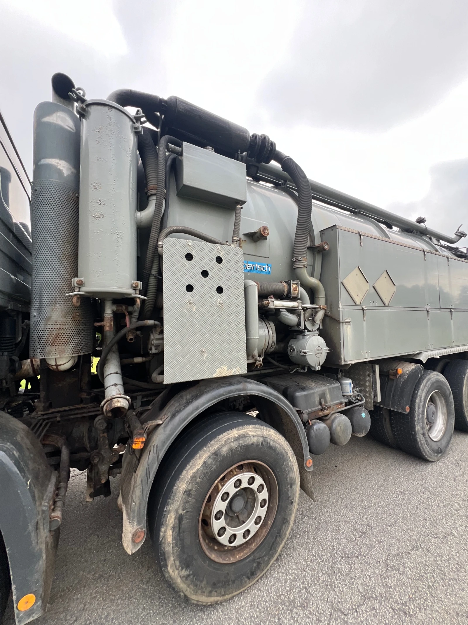 Mercedes-Benz 3243  - изображение 7