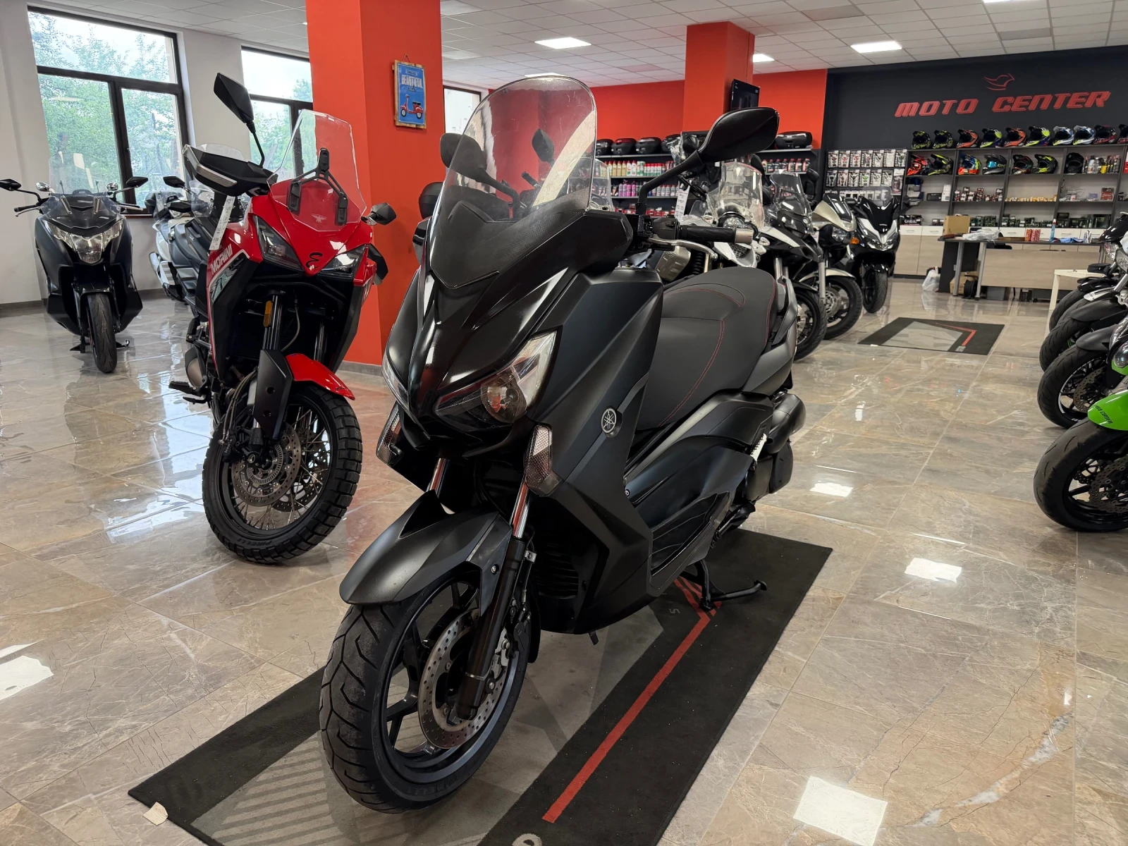 Yamaha X-max 250i, снимка 10 - Мотоциклети и мототехника - 55218283