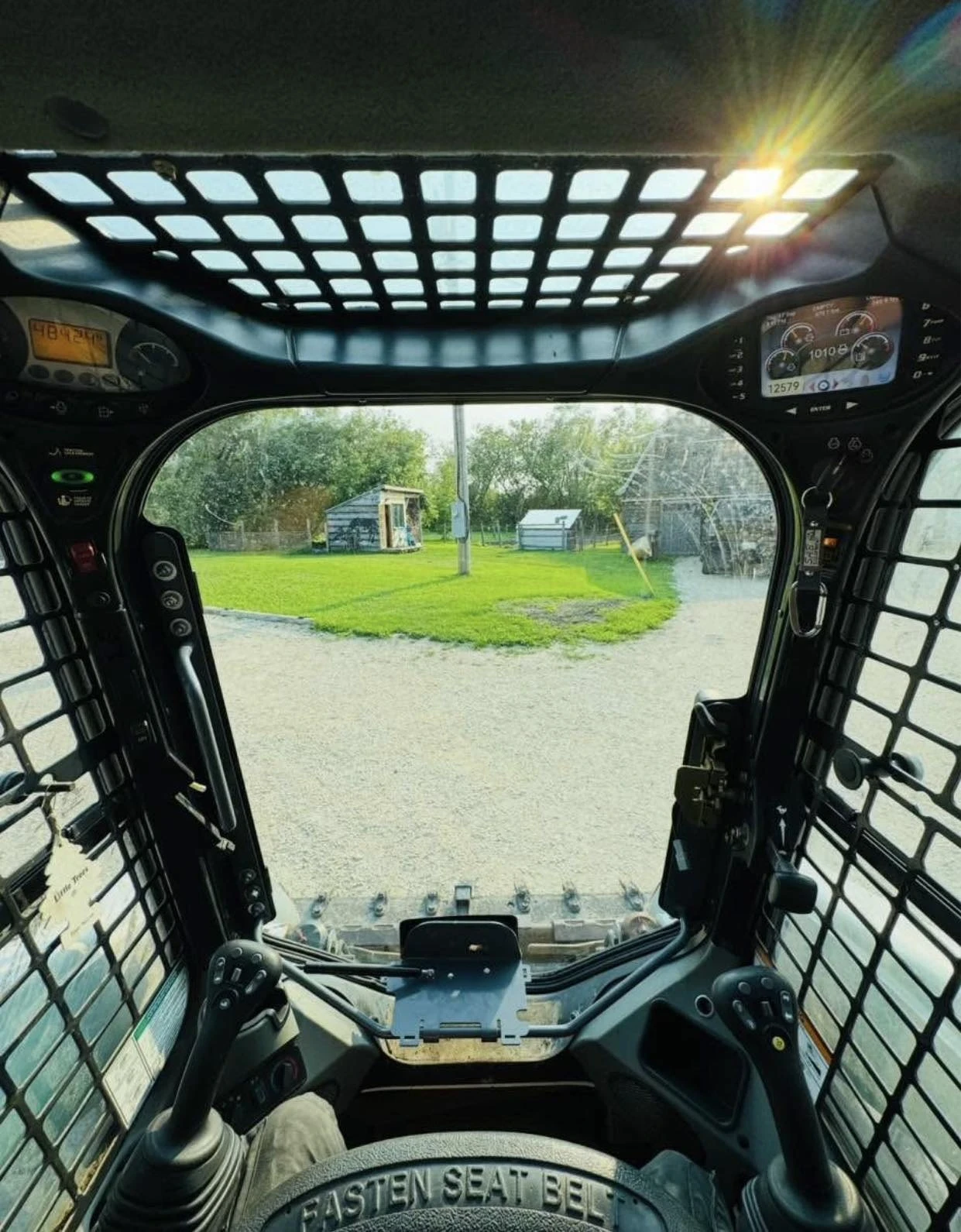 Мини челни товарачи Bobcat S650 ПЕРФЕКТЕН, снимка 8 - Индустриална техника - 55826999