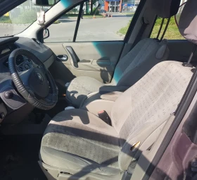 Renault Scenic 2.0i-16V - 1400 € / 2738.16 лв. - 86904414 13