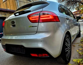     Kia Rio 1.2i-Attract--