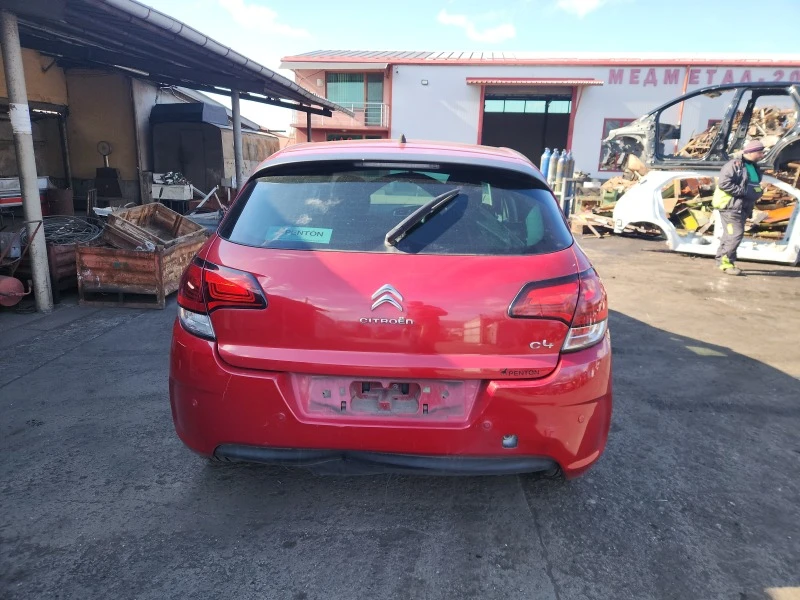 Citroen C4 1.6HDI 3бр., снимка 4 - Автомобили и джипове - 39858114