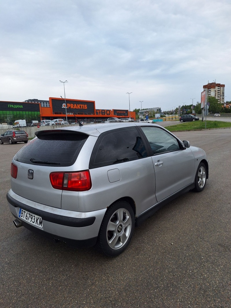 Seat Ibiza, снимка 4 - Автомобили и джипове - 46418126
