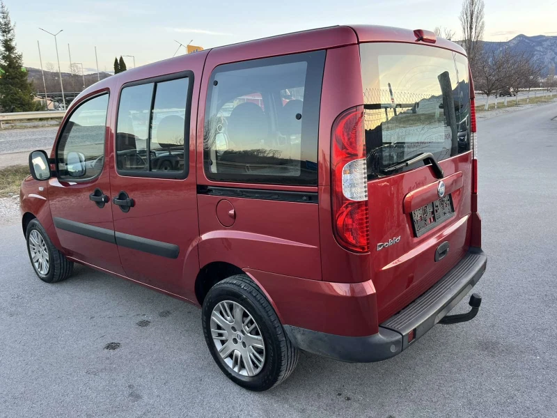 Fiat Doblo 1.3 M-JET 90кс КЛИМАТИК 2 стр. ВРАТИ, снимка 5 - Автомобили и джипове - 48923312