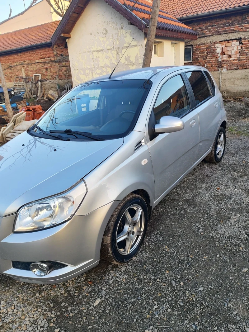 Chevrolet Aveo, снимка 2 - Автомобили и джипове - 49088952