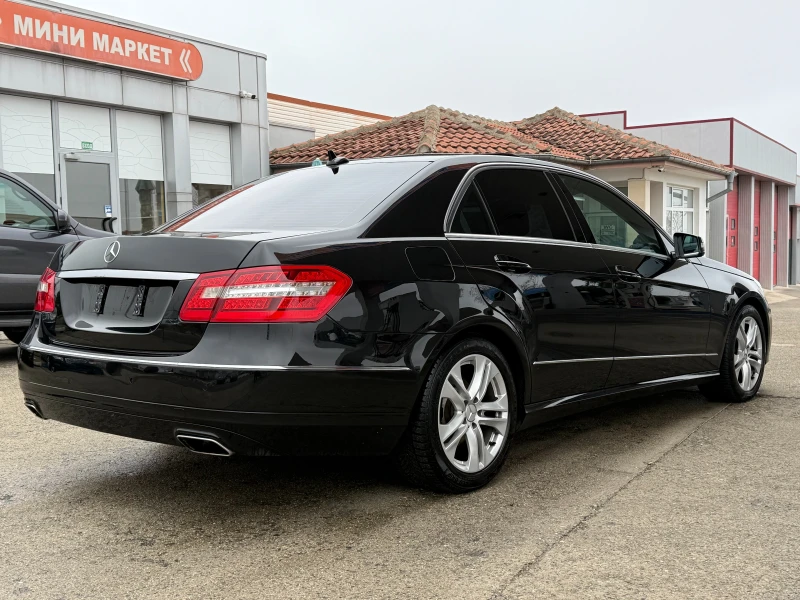 Mercedes-Benz E 350 Avantgarde/Harman, снимка 5 - Автомобили и джипове - 49326500