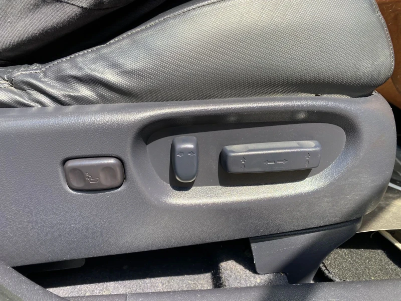 Mercedes-Benz C 200, снимка 12 - Автомобили и джипове - 51270775