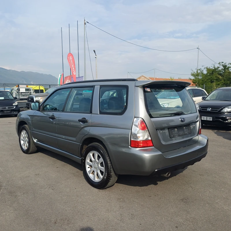 Subaru Forester BI FUEL AVTOMAT, снимка 3 - Автомобили и джипове - 51655044