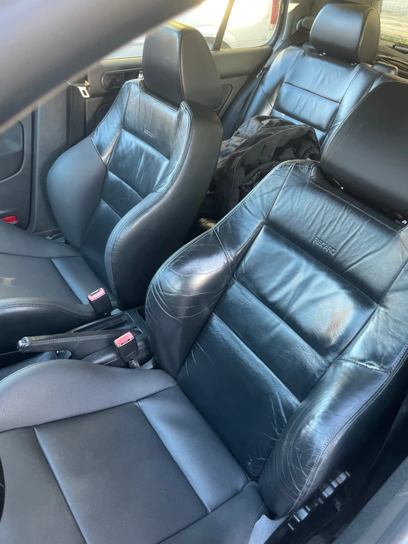 VW Golf 1.9 TDI, снимка 8 - Автомобили и джипове - 52322093