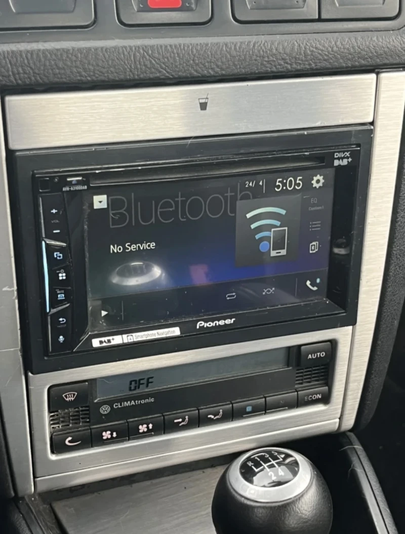 VW Golf 1.9 TDI, снимка 10 - Автомобили и джипове - 52322093