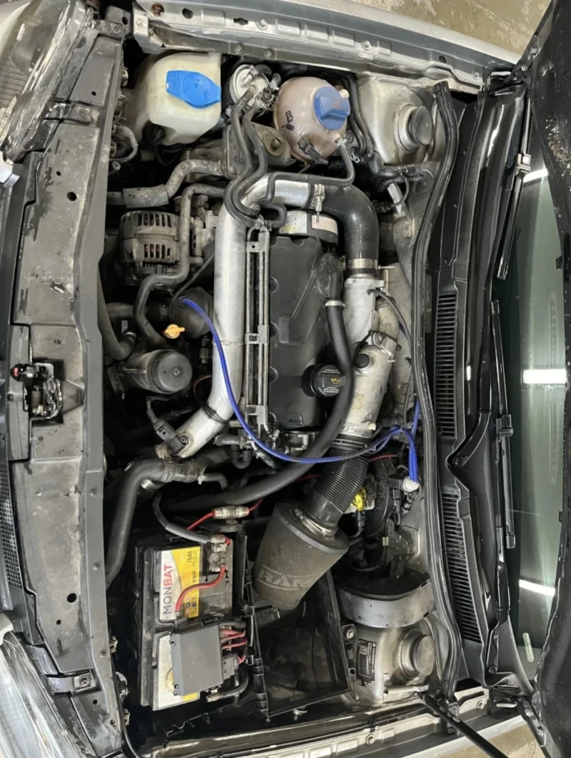 VW Golf 1.9 TDI, снимка 5 - Автомобили и джипове - 52322093