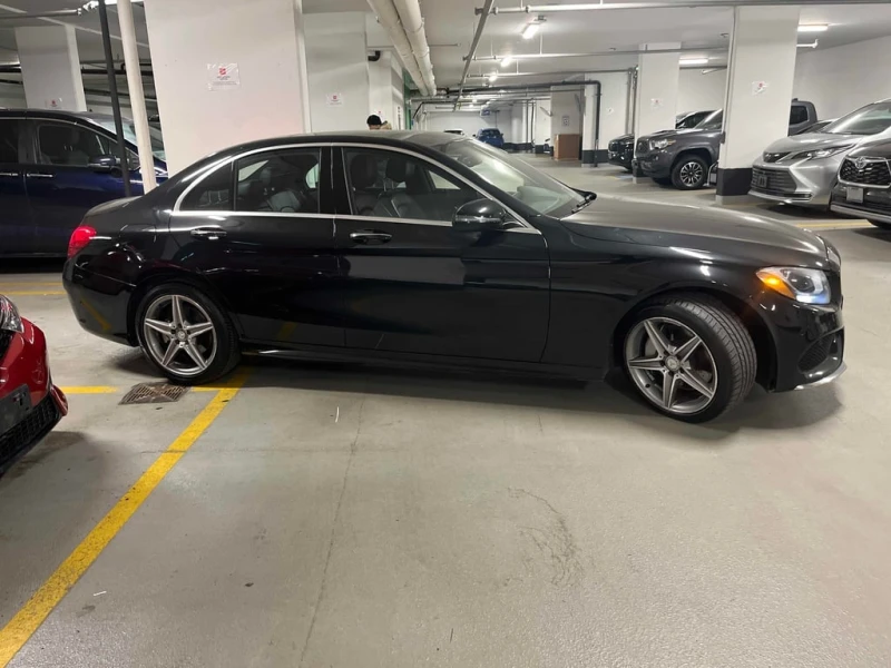 Mercedes-Benz C 300 * CARFAX * БЕЗ ПЪРВОНАЧАЛНА ВНОСКА, снимка 13 - Автомобили и джипове - 53079573