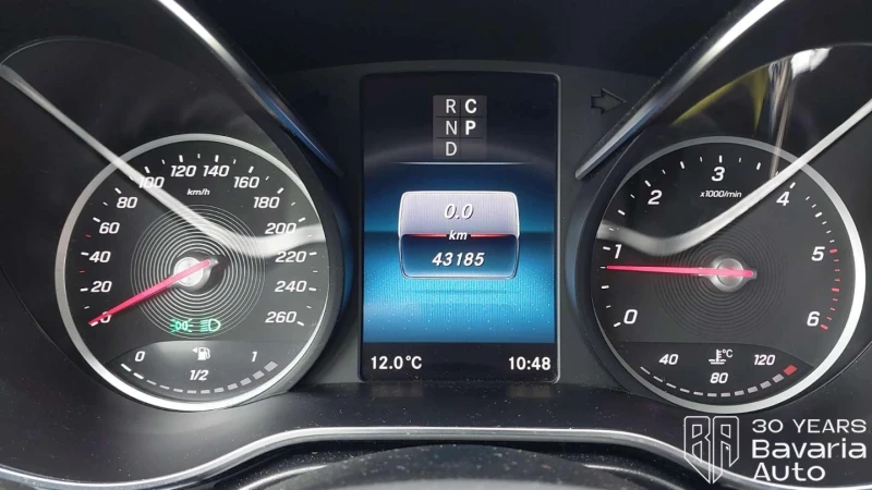 Mercedes-Benz V 300 d extralang 4Matic Avantgarde Edition, снимка 11 - Автомобили и джипове - 53167269