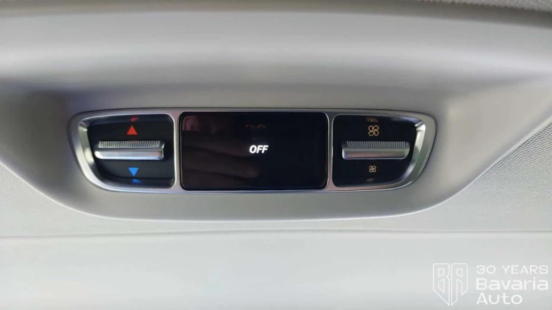 Mercedes-Benz V 300 d extralang 4Matic Avantgarde Edition, снимка 15 - Автомобили и джипове - 53167269