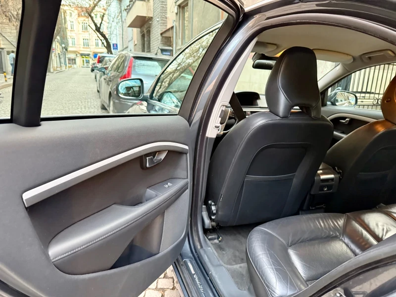 Volvo S80 2.0D / 163 ps, снимка 9 - Автомобили и джипове - 53251735