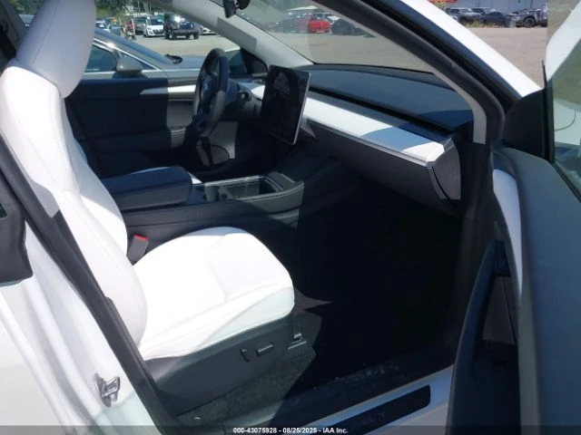 Tesla Model Y AWD/LONG RANGE DUAL MOTOR ALL-WHEEL DRIVE | Mobile.bg   5