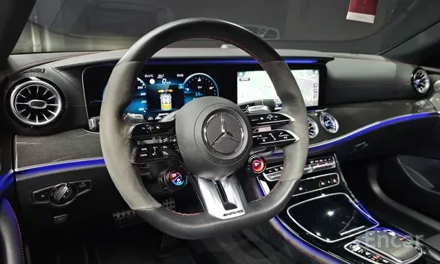 Mercedes-Benz E 53 AMG Coupe Обдухване Дистроник 360 Head Up, снимка 7 - Автомобили и джипове - 55683028