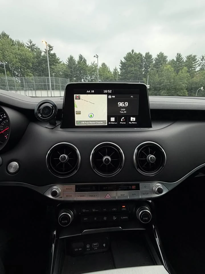 Kia Stinger STAGE 2, КРАЙНА ЦЕНА ДО БЪЛГАРИЯ, снимка 11 - Автомобили и джипове - 56197442