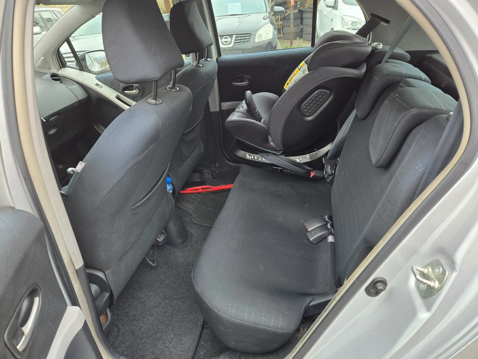 Toyota Yaris 1.4 d4d | Mobile.bg — изображение 12