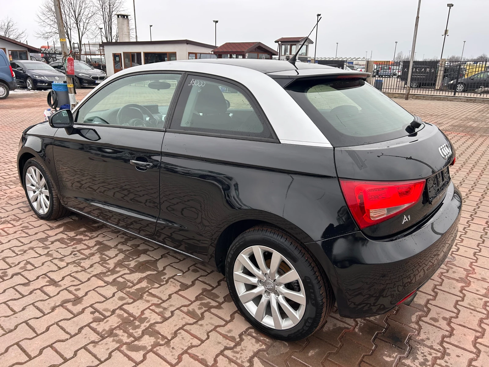 Audi A1 1.2TFSI  - изображение 8