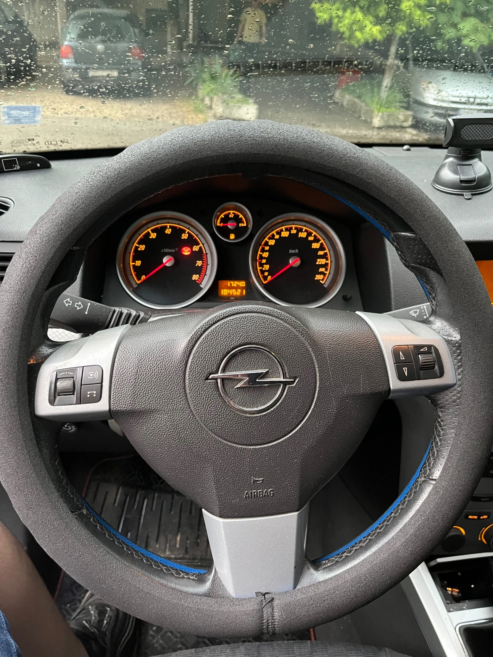 Opel Astra 2.0t - изображение 6