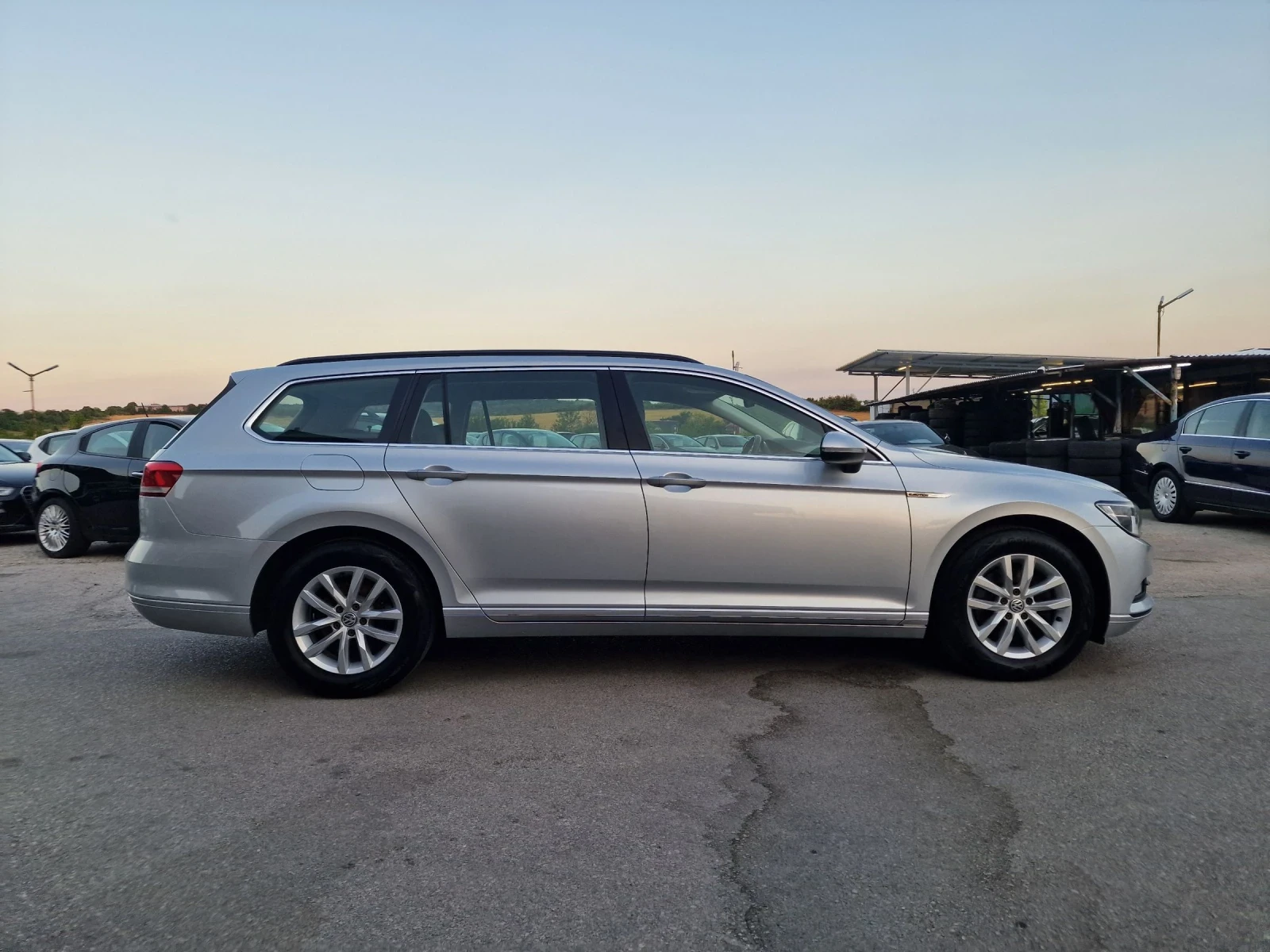 VW Passat 2.0TDI 4-MOTION  - изображение 8