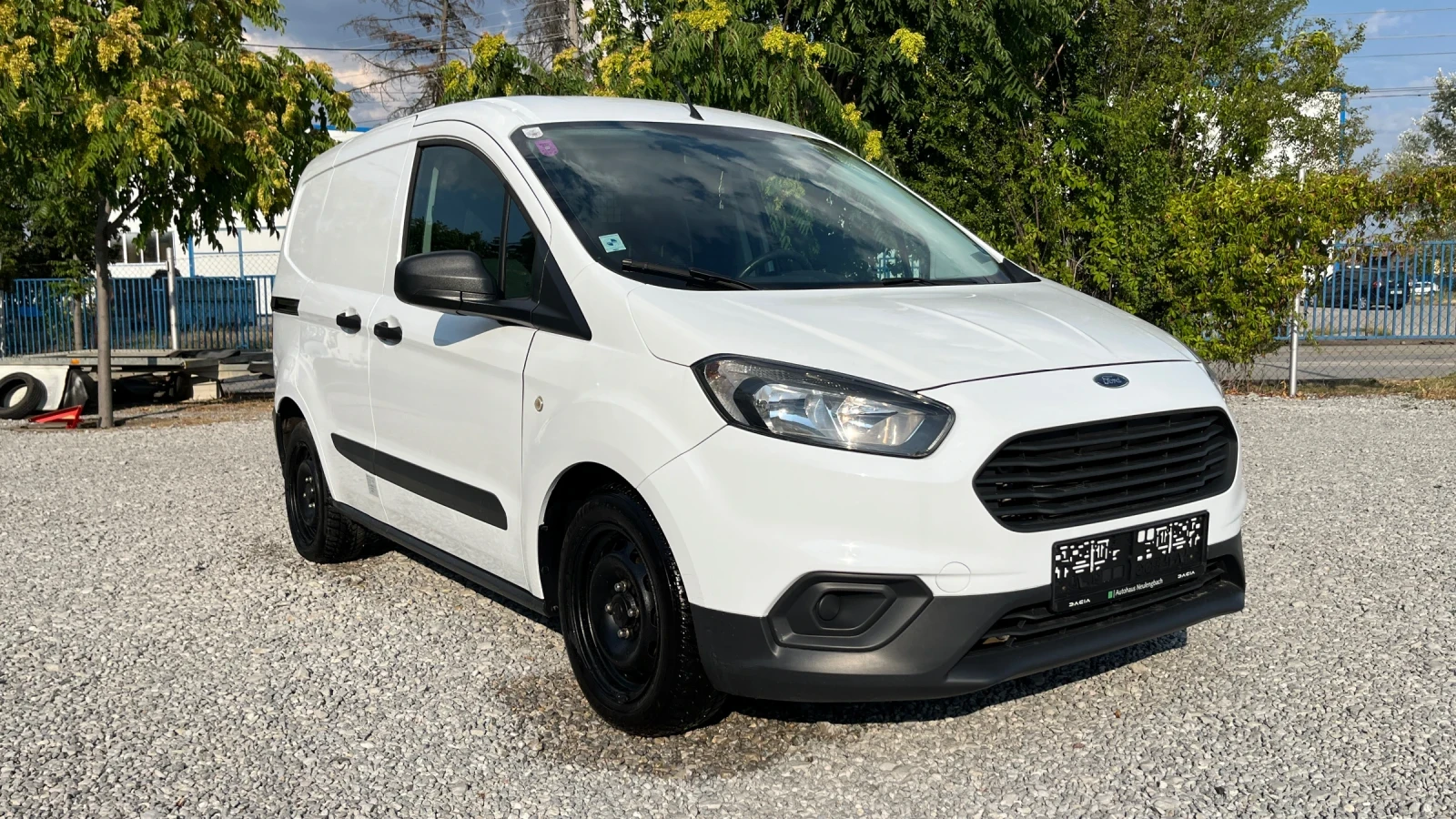 Ford Courier 1.0 ecoboos 101 - изображение 2