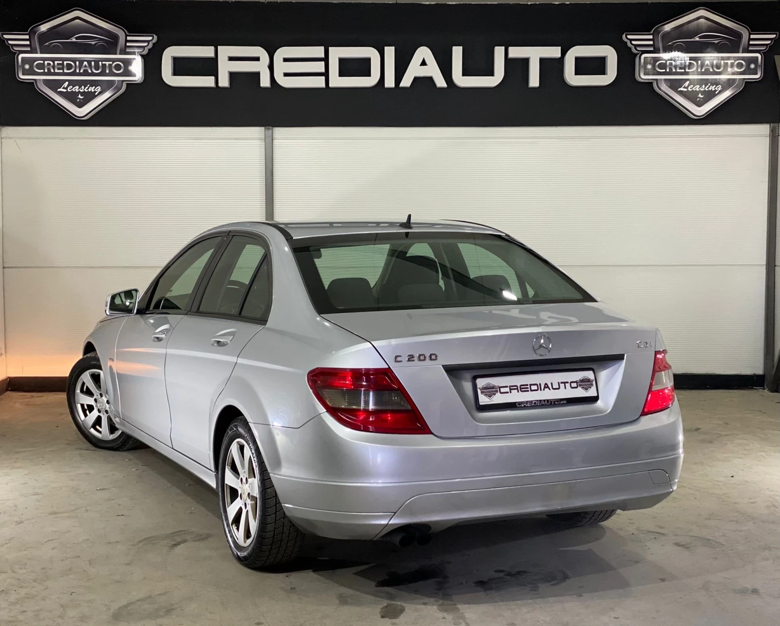 Mercedes-Benz C 200  - изображение 6