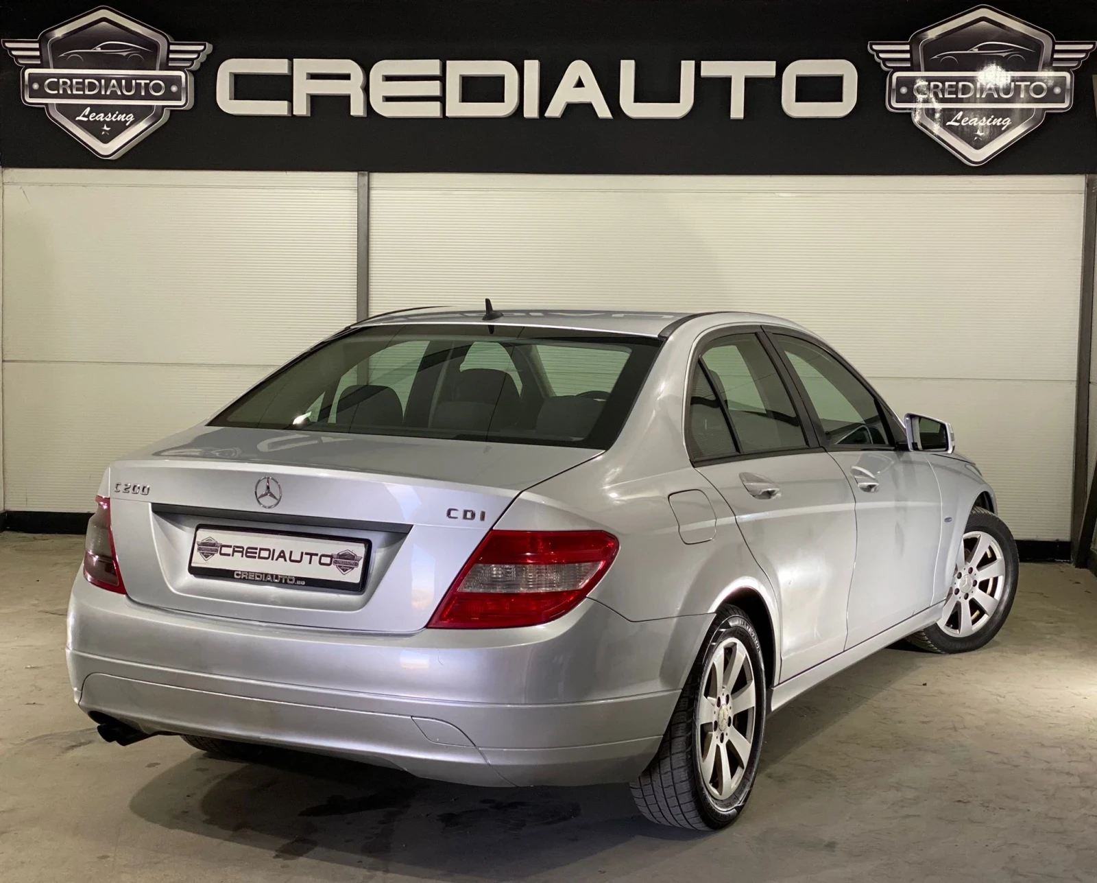 Mercedes-Benz C 200  - изображение 4